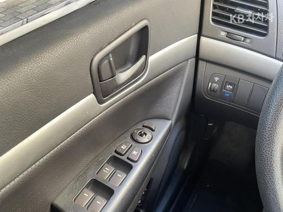 Hyundai Sonata — miniaturë 14