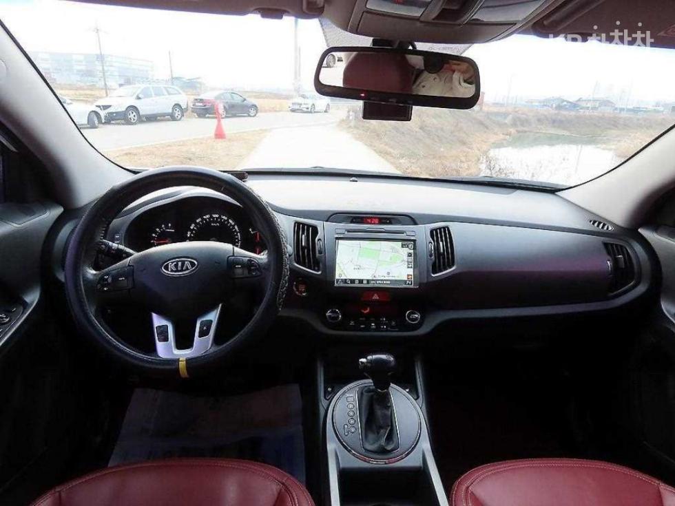 2011 - kia sportage