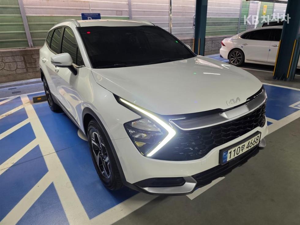 2022 - kia sportage