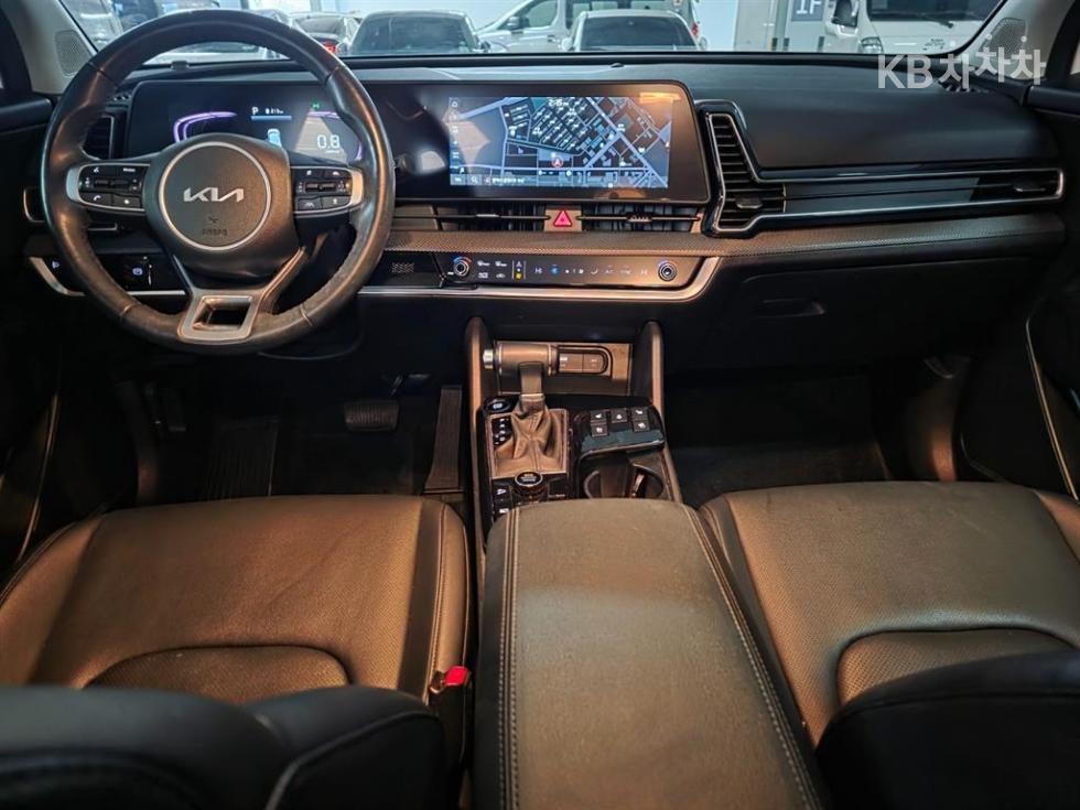 2022 - kia sportage