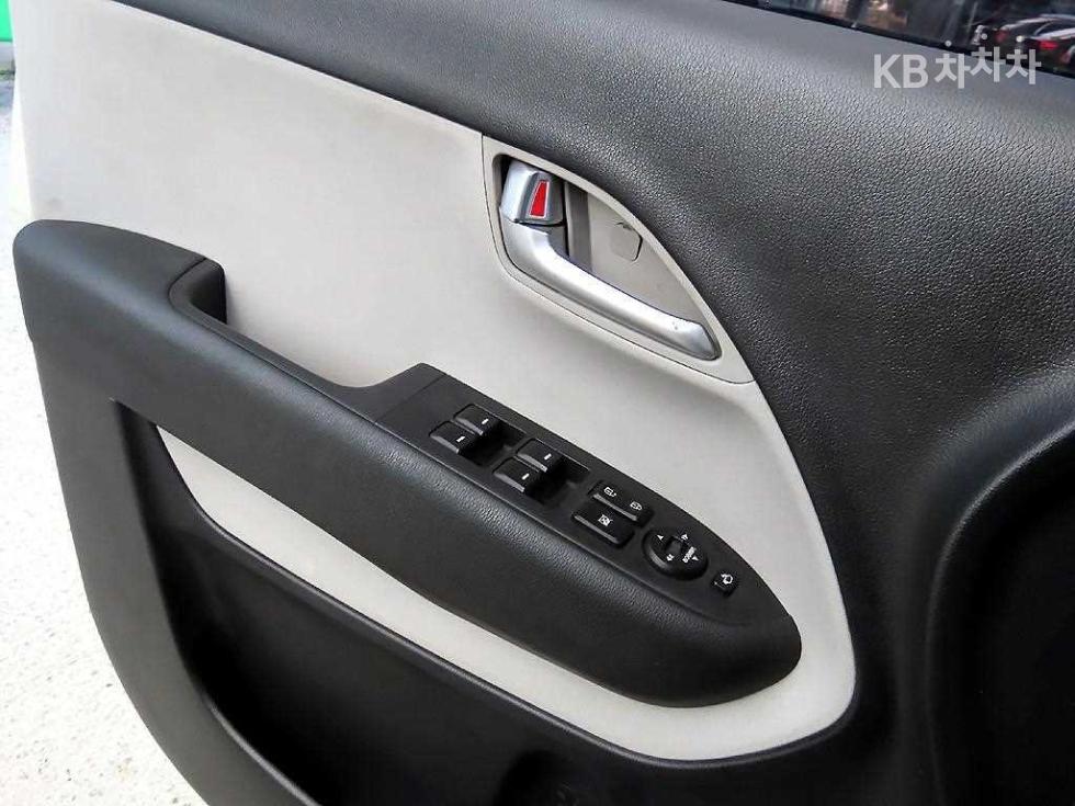 2017 - kia ray-ban