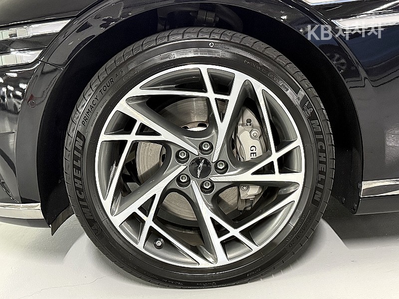 Genesis G90 — miniaturë 5