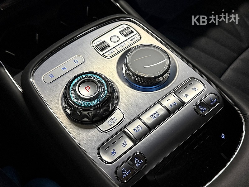 Genesis G90 — miniaturë 12