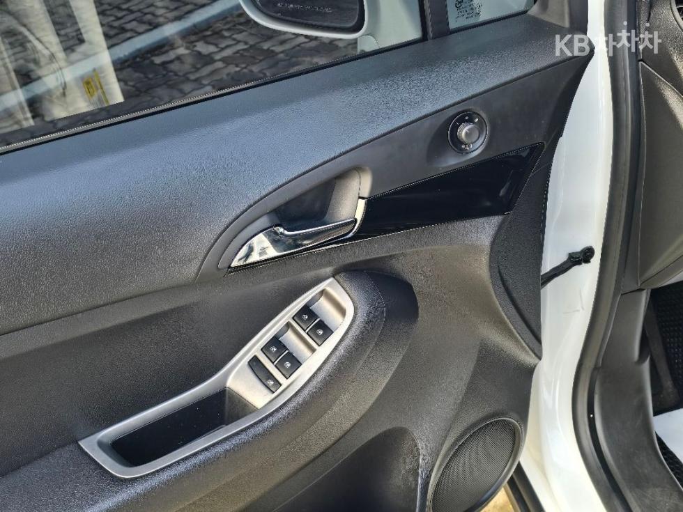 Chevrolet Orlando — miniaturë 15