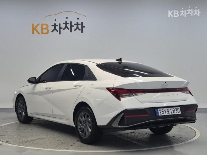 Hyundai Avante 1.6 Gasoline Modern - фото 2