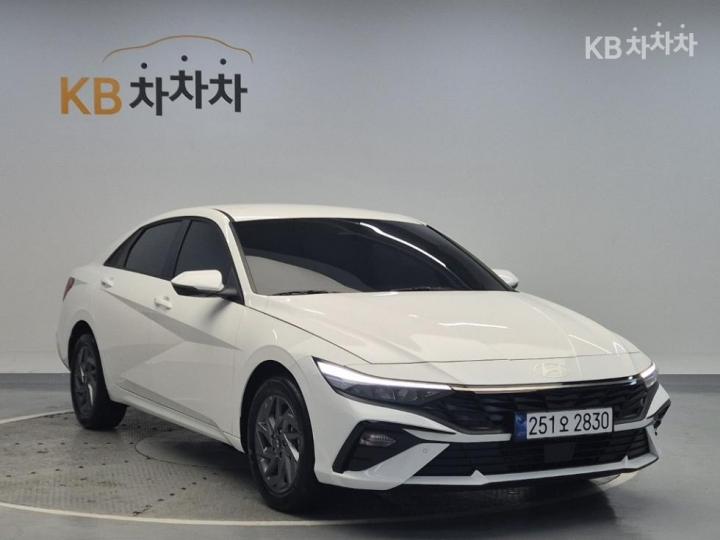 Hyundai Avante 1.6 Gasoline Modern - фото 4