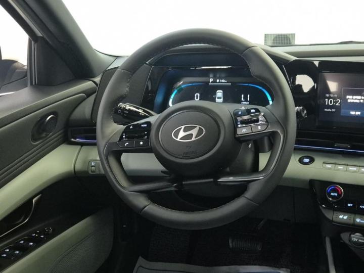 Hyundai Avante 1.6 Gasoline Modern - фото 9