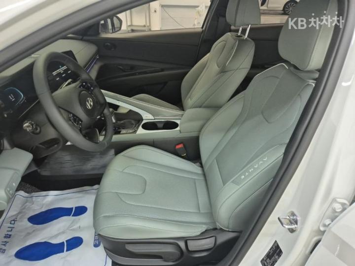 Hyundai Avante 1.6 Gasoline Modern - фото 11