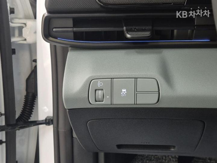 Hyundai Avante 1.6 Gasoline Modern - фото 17