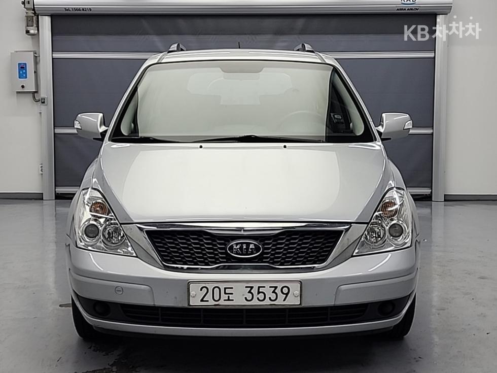 2010 - kia carnival