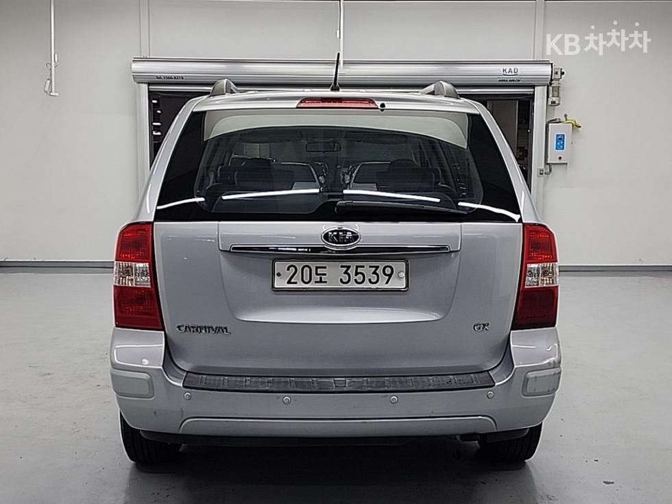 2010 - kia carnival