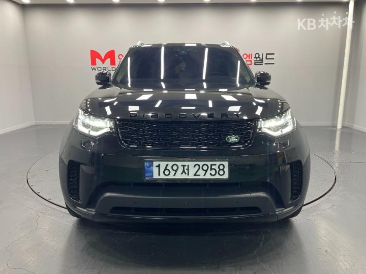 Land Rover Discovery 5 3.0 TD6 HSE Luxury 3