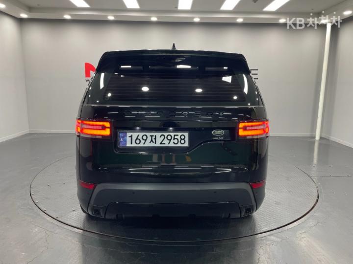 Land Rover Discovery 5 3.0 TD6 HSE Luxury 5