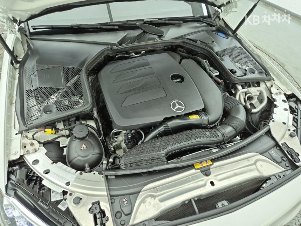 2023 - mercedes-benz c-class