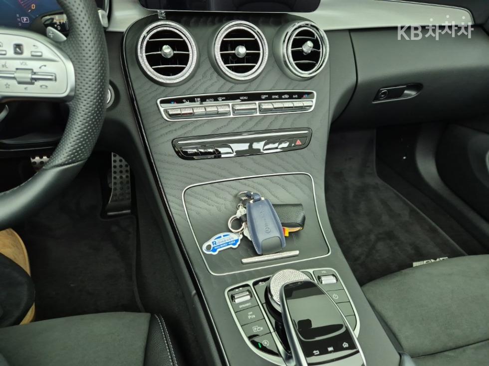 2023 - mercedes-benz c-class