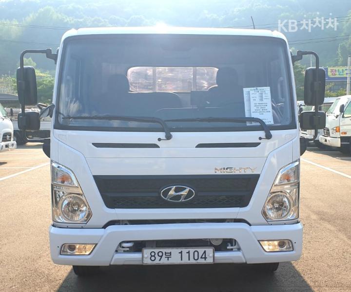 Hyundai Mighty 2017 photo 2