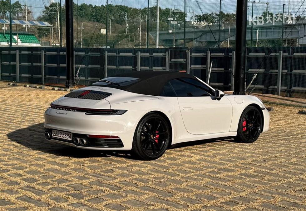 Porsche 911 — miniaturë 4