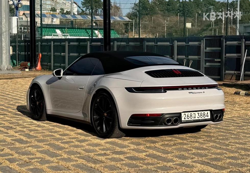 Porsche 911 — miniaturë 9