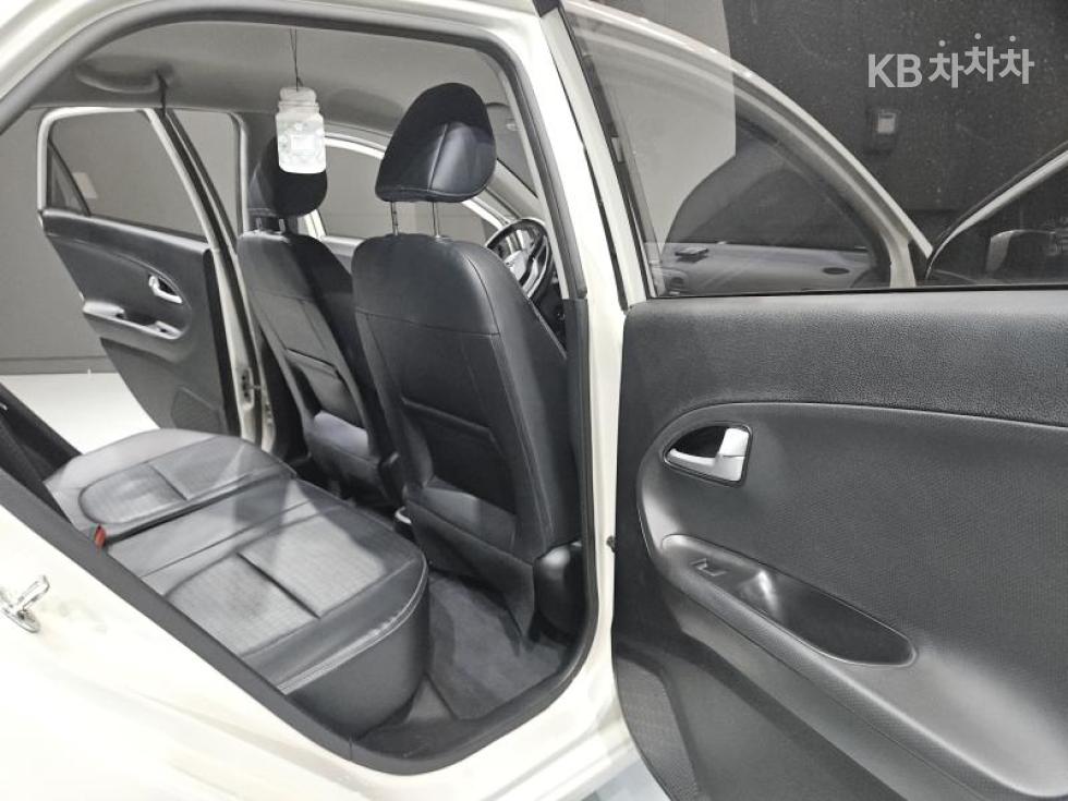 2016 - kia morning