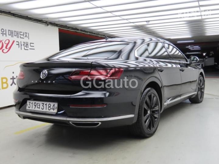 Volkswagen Arteon 2.0 TDI Prestige 5