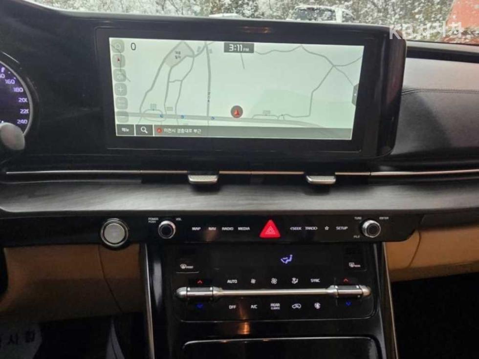 2021 - kia carnival