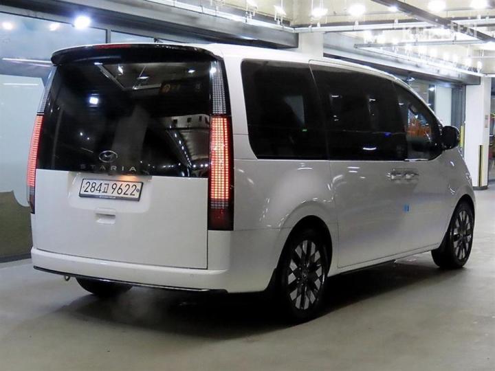 Hyundai Staria — miniaturë 4