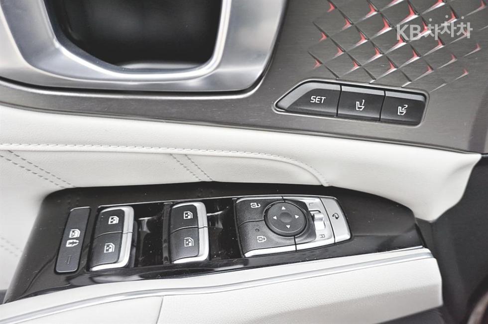 2023 - kia sorento