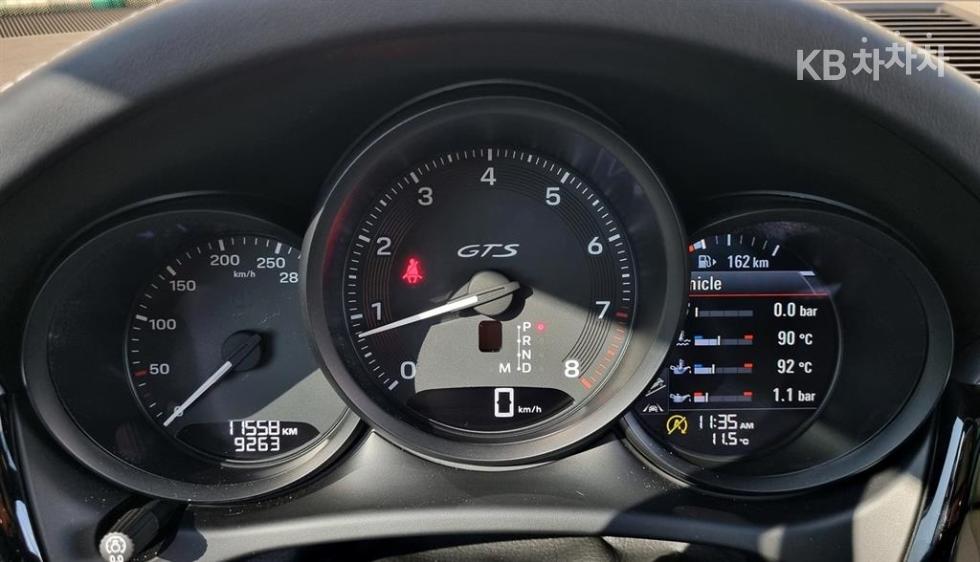 Porsche Macan — miniaturë 18