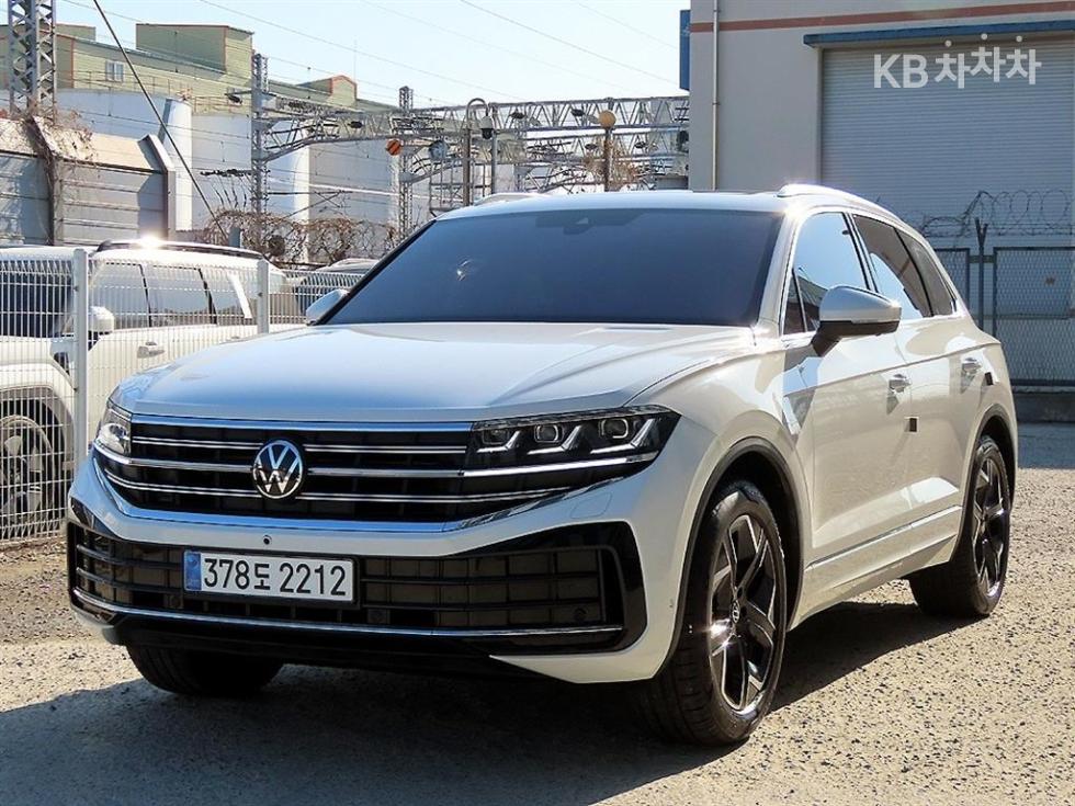 2024 - volkswagen touareg