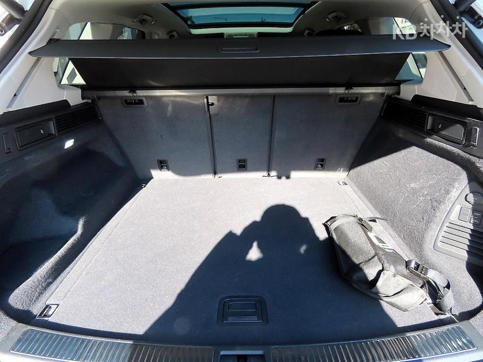 2024 - volkswagen touareg
