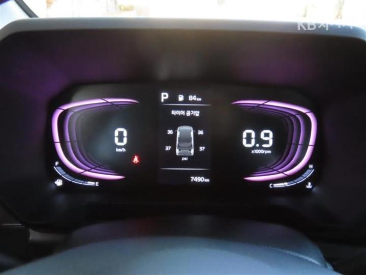 Kia Ray 1.0 Gasoline Van 2 Seater Prestige Special - фото 5