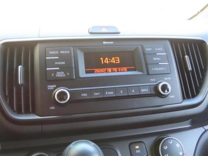 Kia Ray 1.0 Gasoline Van 2 Seater Prestige Special - фото 8