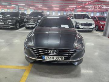 Hyundai Sonata 2.0 LPG 렌터카 — foto 1