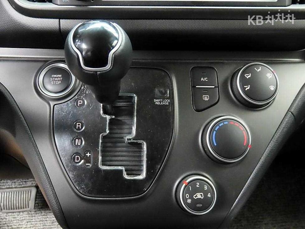 2024 - kia kia