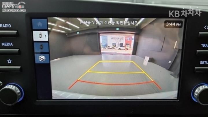 Hyundai Avante 1.6 Gasoline Smart - фото 13