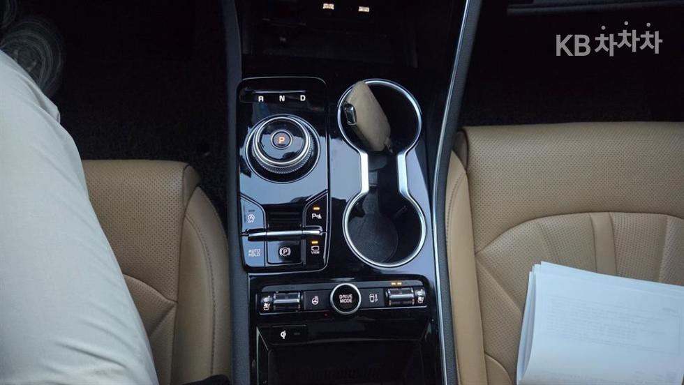 2020 - kia k5