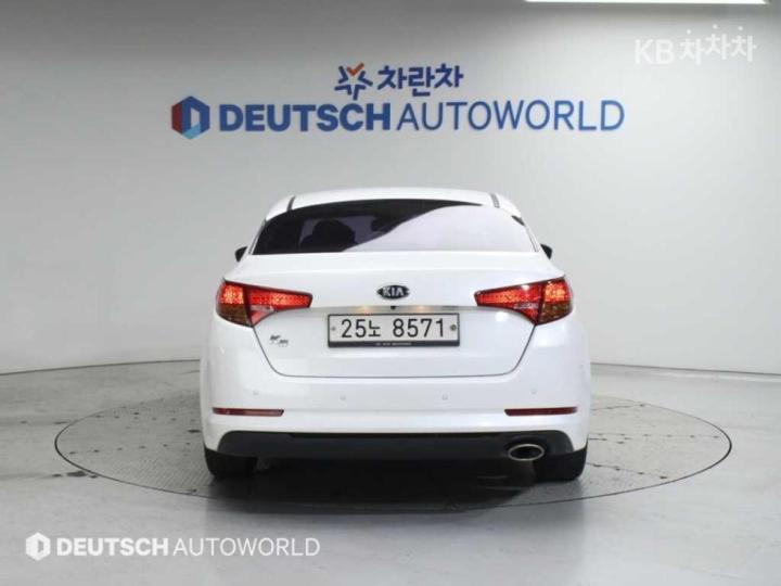 Kia K5 2.0 LPI Deluxe 5