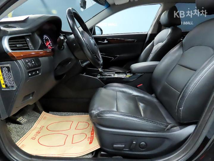 Kia K7 3.0 LPI Luxury 7