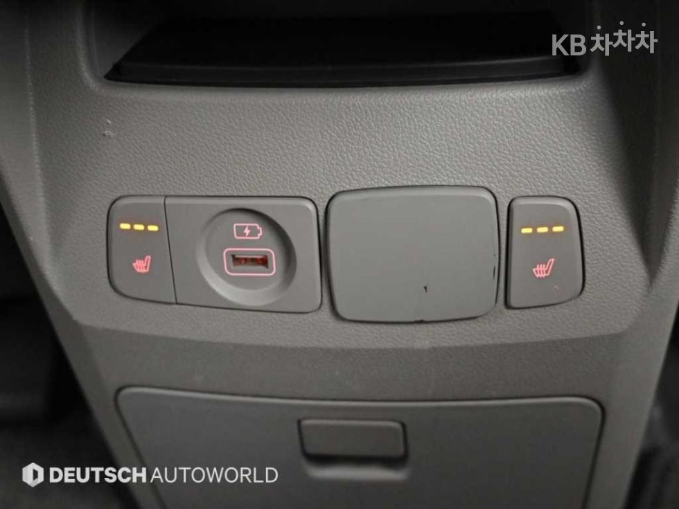 2020 - kia carnival