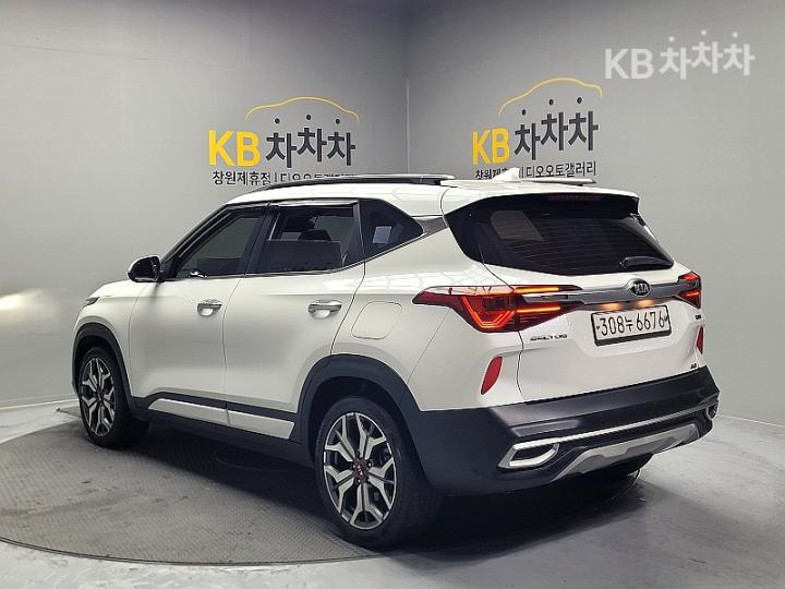 Kia Seltos 1.6 Diesel 4WD Noblesse 5