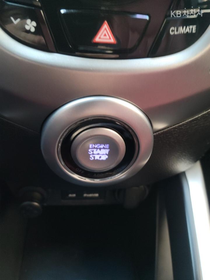 Hyundai Veloster Extreme 9