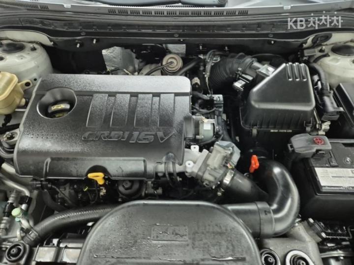 Hyundai i30 i30cw 1.6 VGT Luxury 6