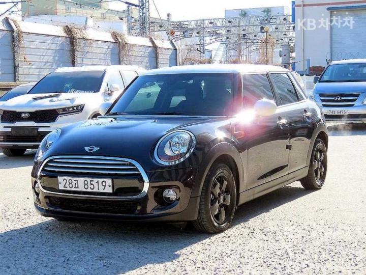 Mini Cooper 5 Duo 1.5 Base Type 3