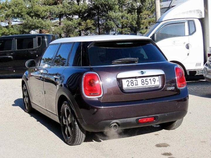 Mini Cooper 5 Duo 1.5 Base Type 4