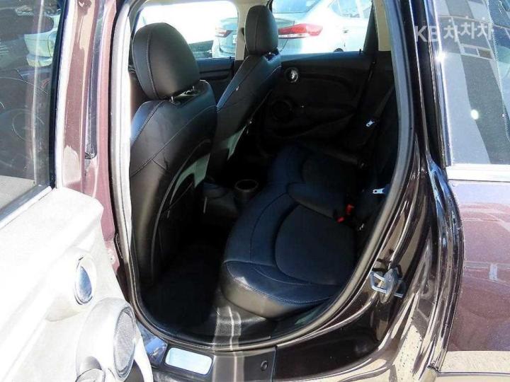 Mini Cooper 5 Duo 1.5 Base Type 7