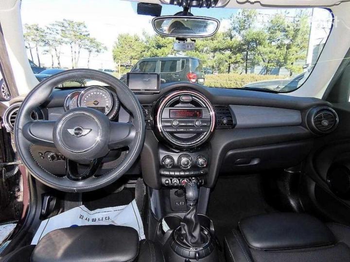 Mini Cooper 5 Duo 1.5 Base Type 8