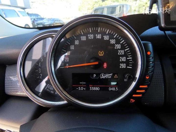 Mini Cooper 5 Duo 1.5 Base Type 10