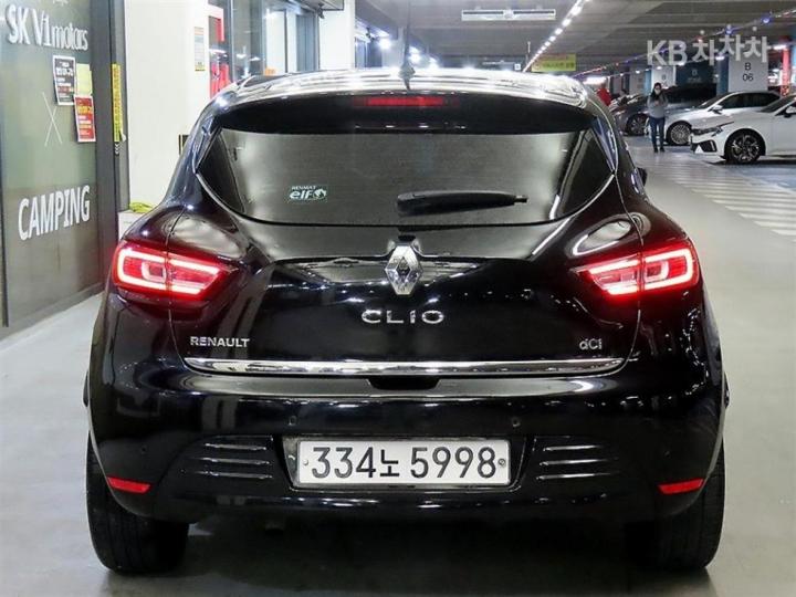 Renault Clio 1.5dci Intense 6