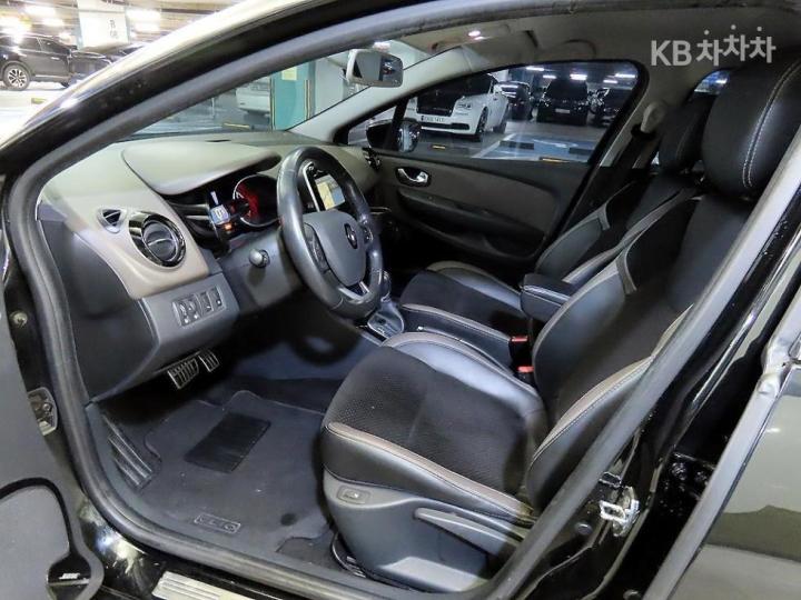 Renault Clio 1.5dci Intense 7