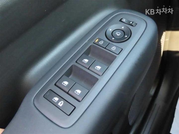 Hyundai Santa Fe 1.6T HEV 2WD Prestige - фото 12